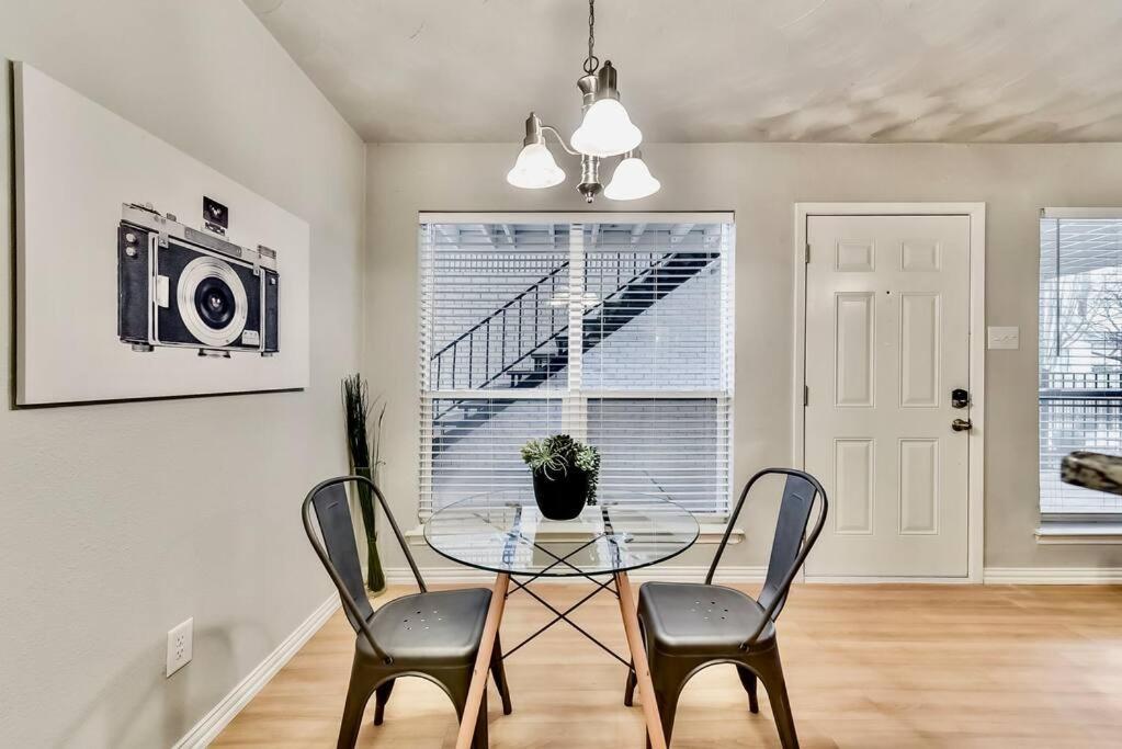 Dallas Boutique Flat + Arboretum Tickets Included Екстер'єр фото